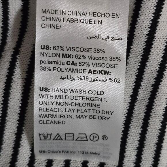 Chico's Black and White Oversized Patchwork Look Street Poncho Size S / M - Picture 7 of 8